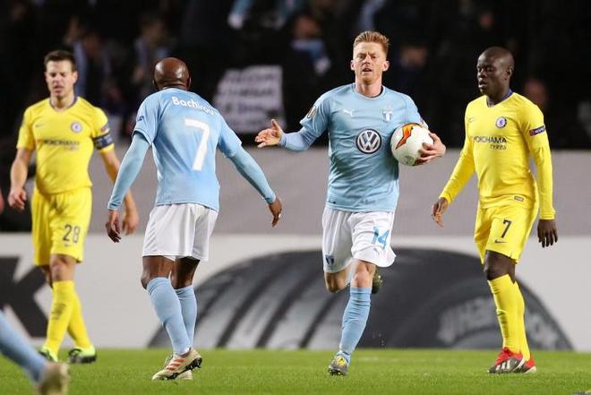 整都备受关 整都备受关